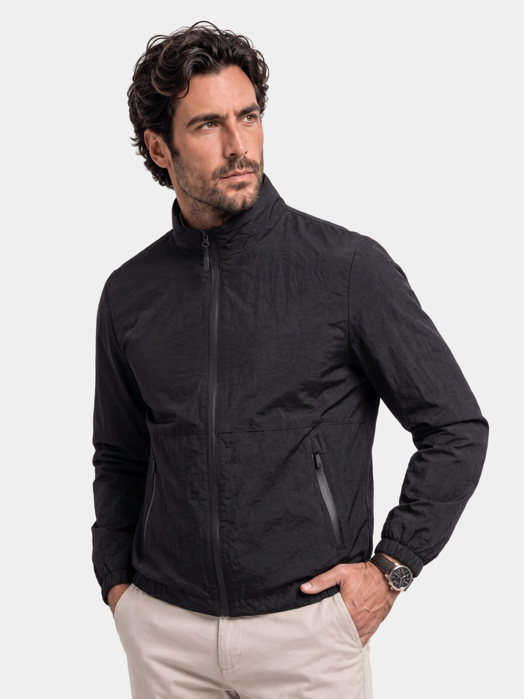 Chaqueta con Cremallera de Utilidad Moderna - Cross & Crown