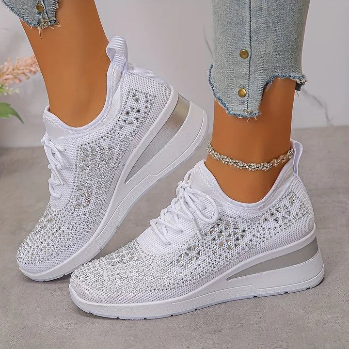 Zapatillas Ortopédicas Elegantes para Mujer con Detalles Brillantes