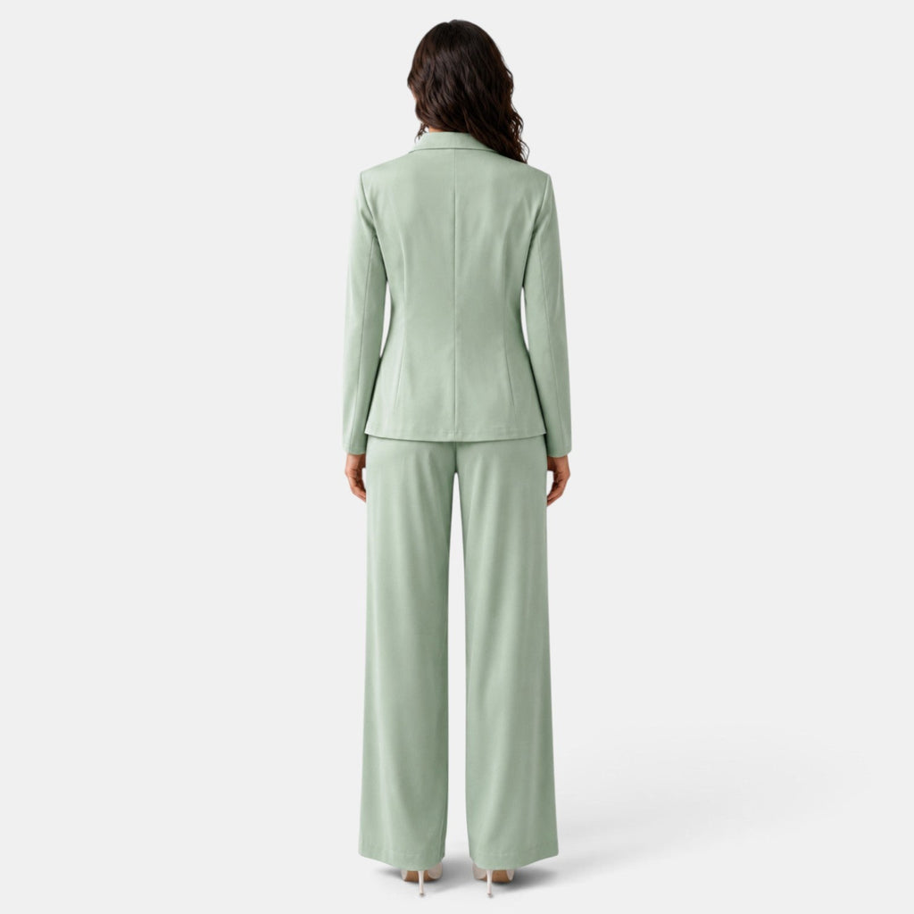 Traje Mujer de Seda con Cinturón