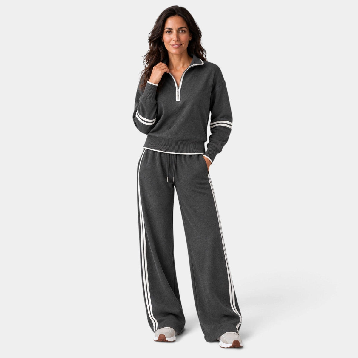 Conjunto Mujer Loungewear con Top Corto de Media Cremallera y Pantalón Ancho