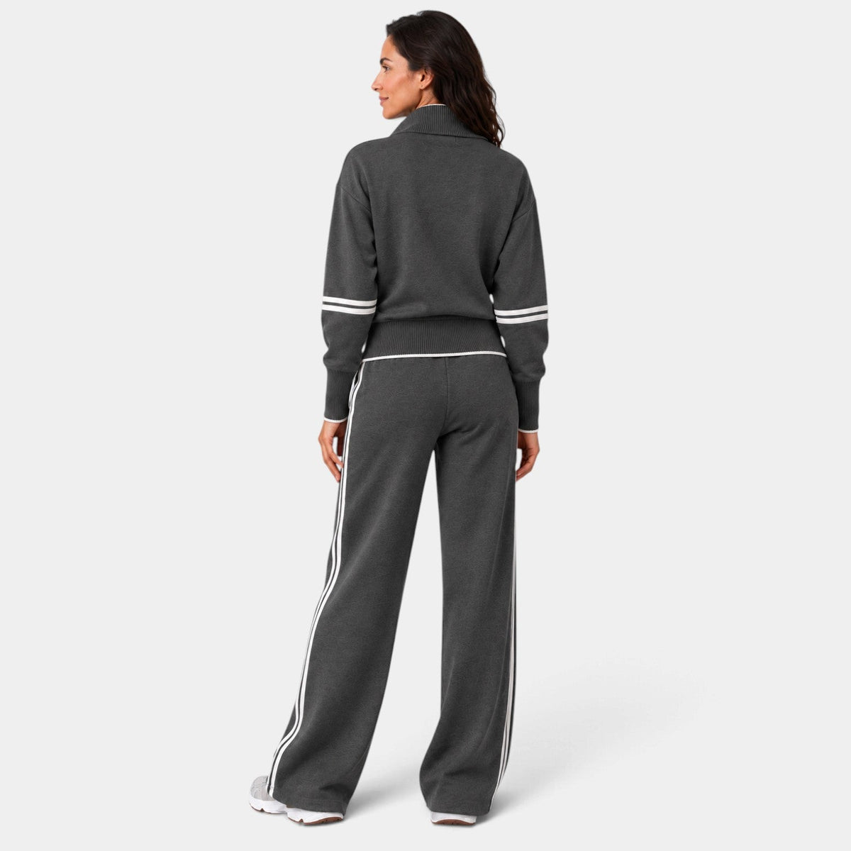 Conjunto Mujer Loungewear con Top Corto de Media Cremallera y Pantalón Ancho