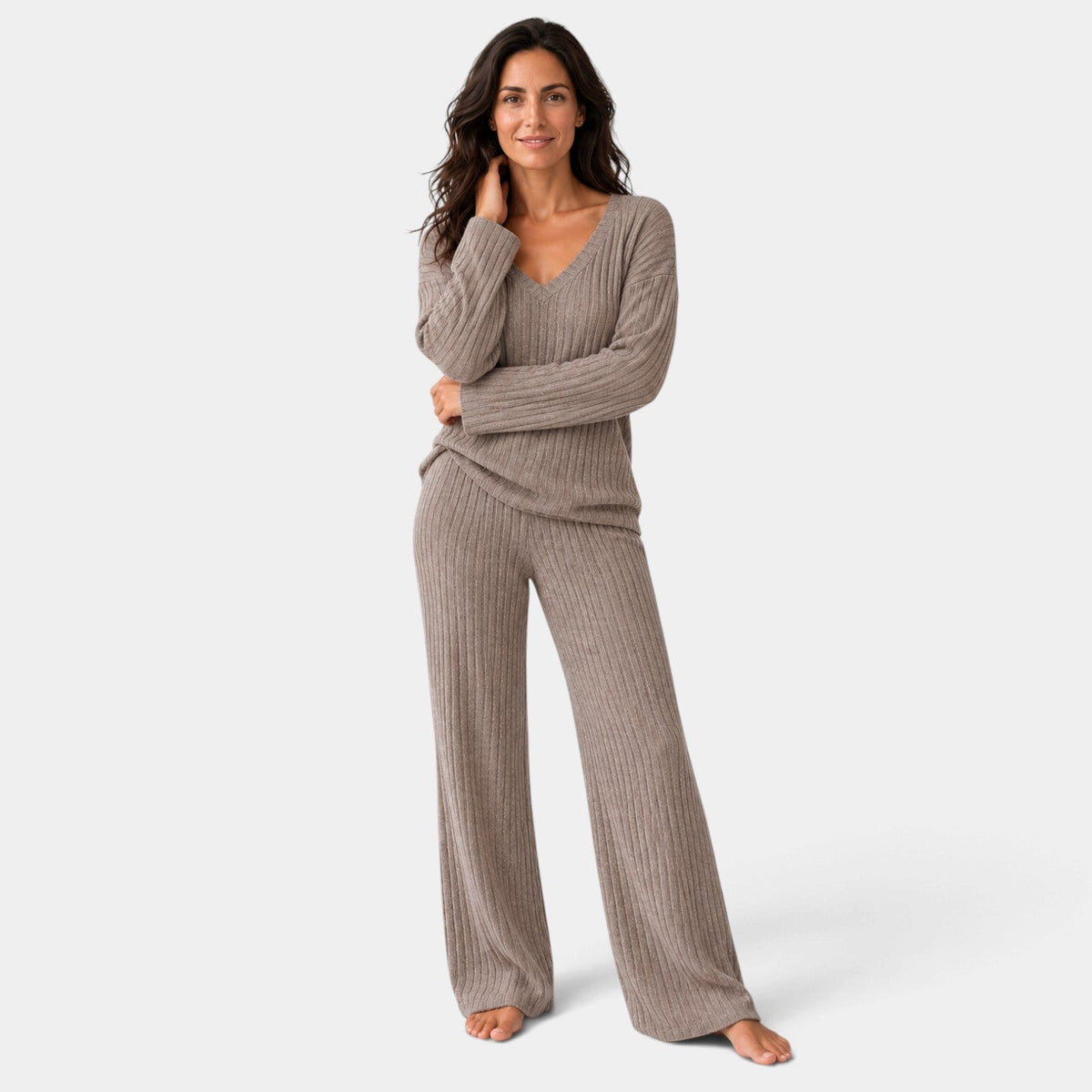 Conjunto Mujer de Punto Canalé con Jersey Cuello Pico y Pantalón Ancho