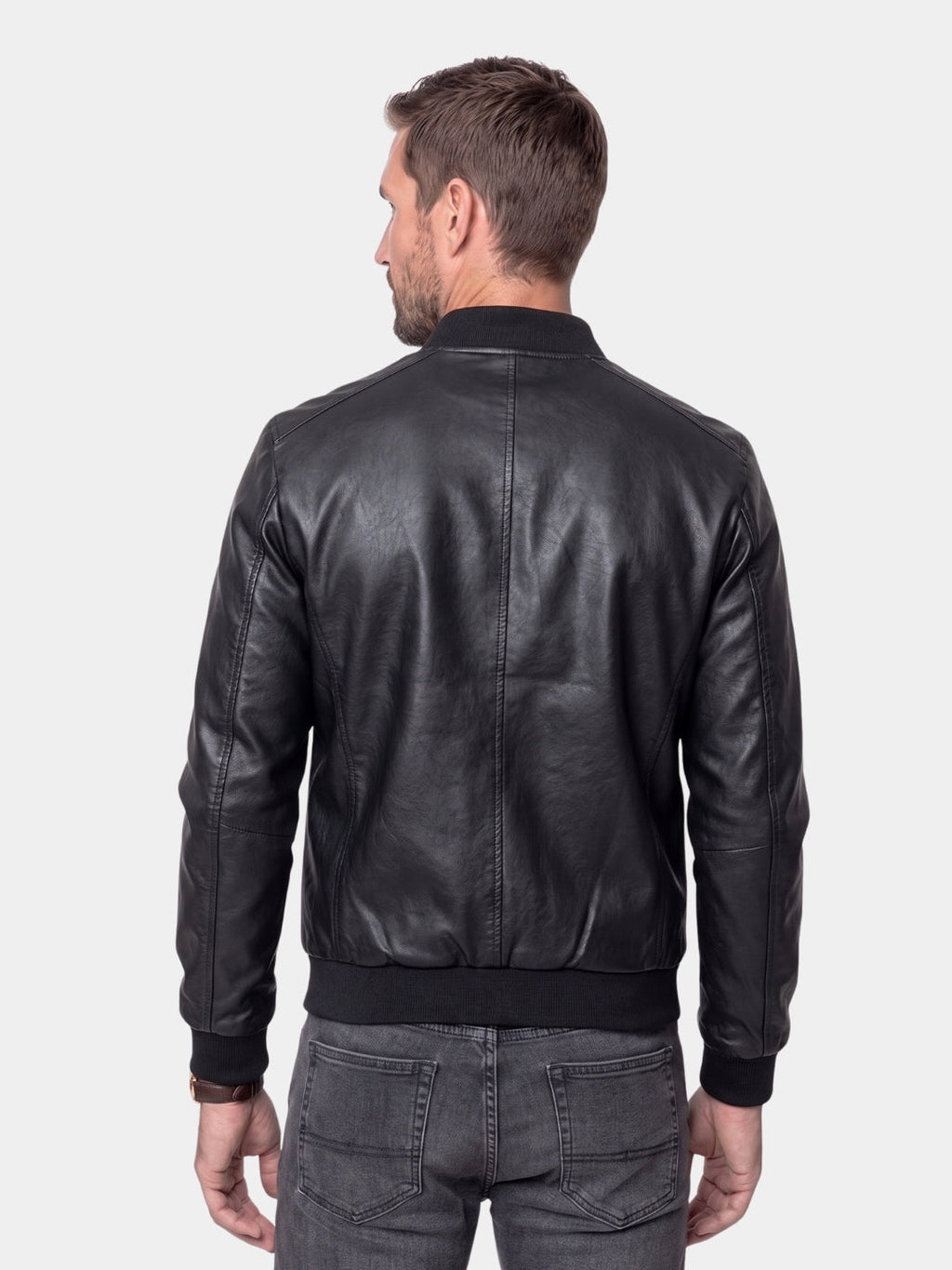 Chaqueta de Cuero Esencial - Cross & Crown