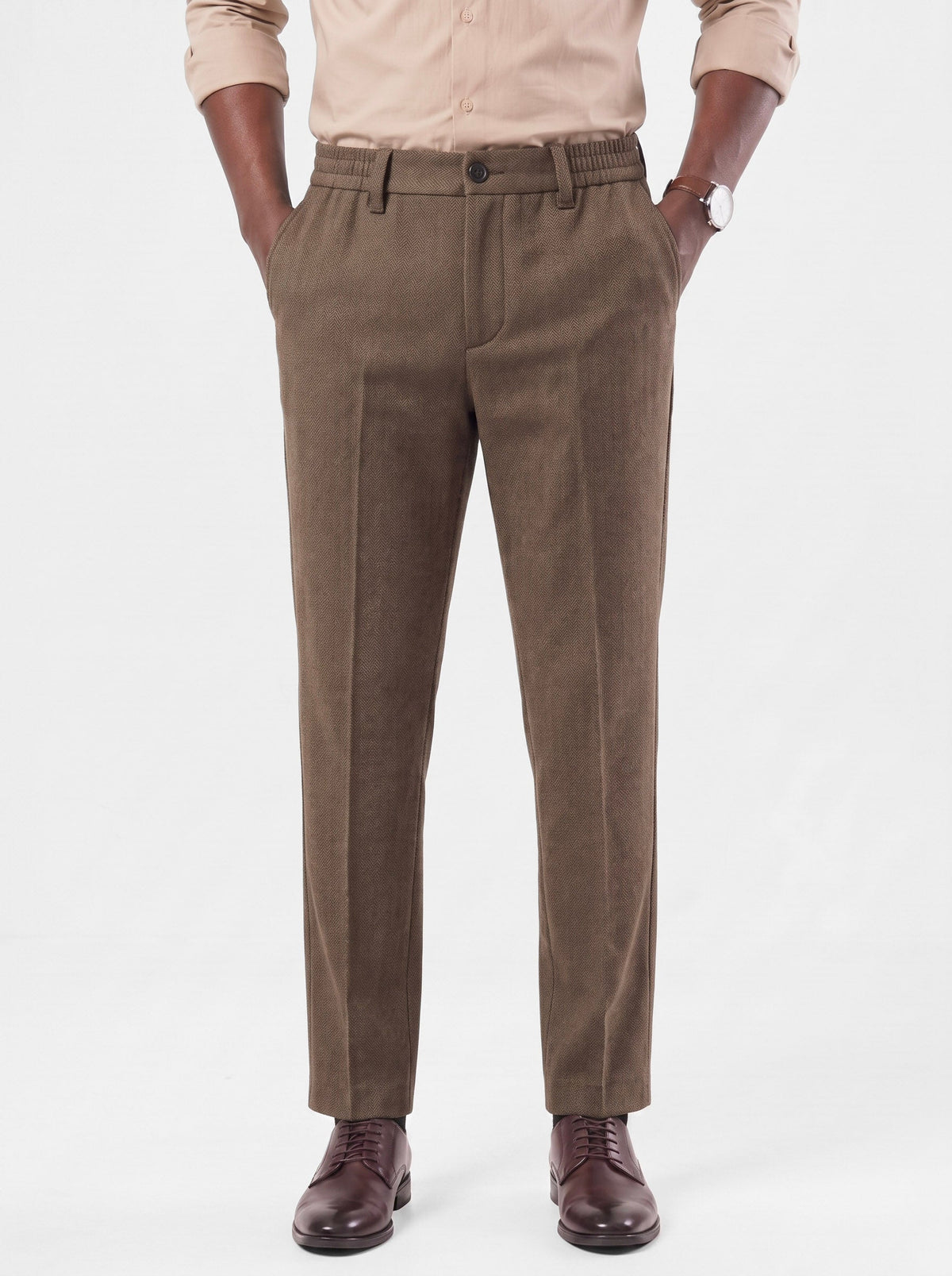 Pantalones Rectos Elásticos Esenciales - Cross & Crown