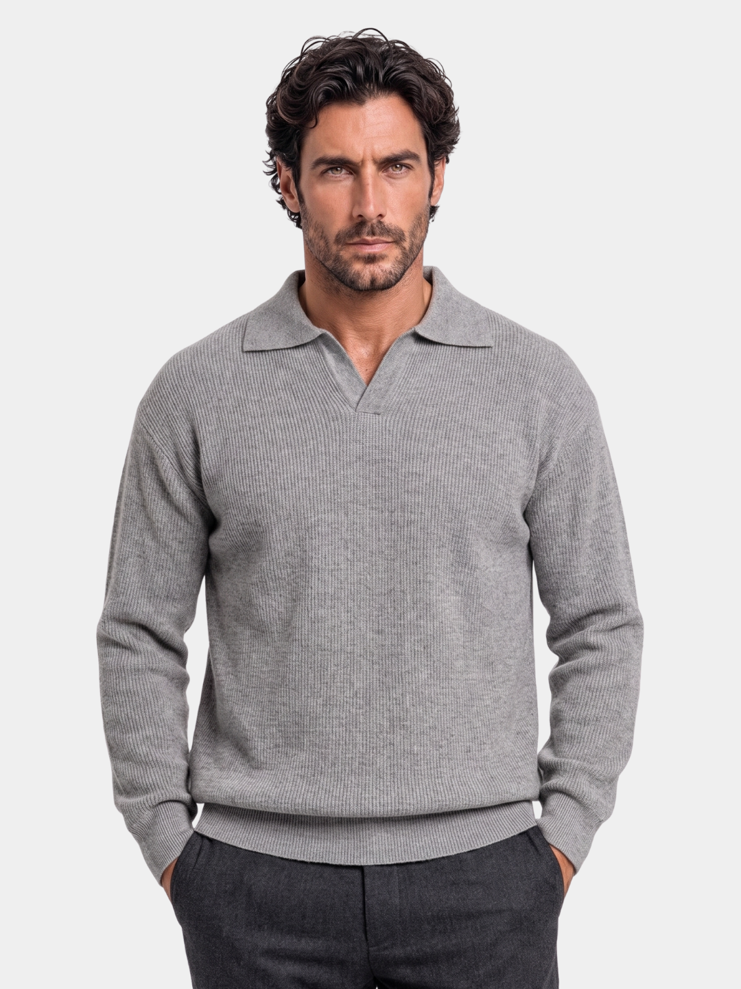 Polo Pullover V-Neck Esencial - Cross & Crown