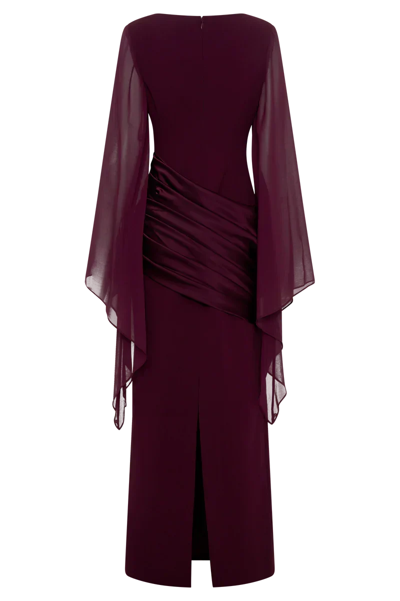 Vestido Largo de Noche Burdeos con Mangas Capa de Crepé