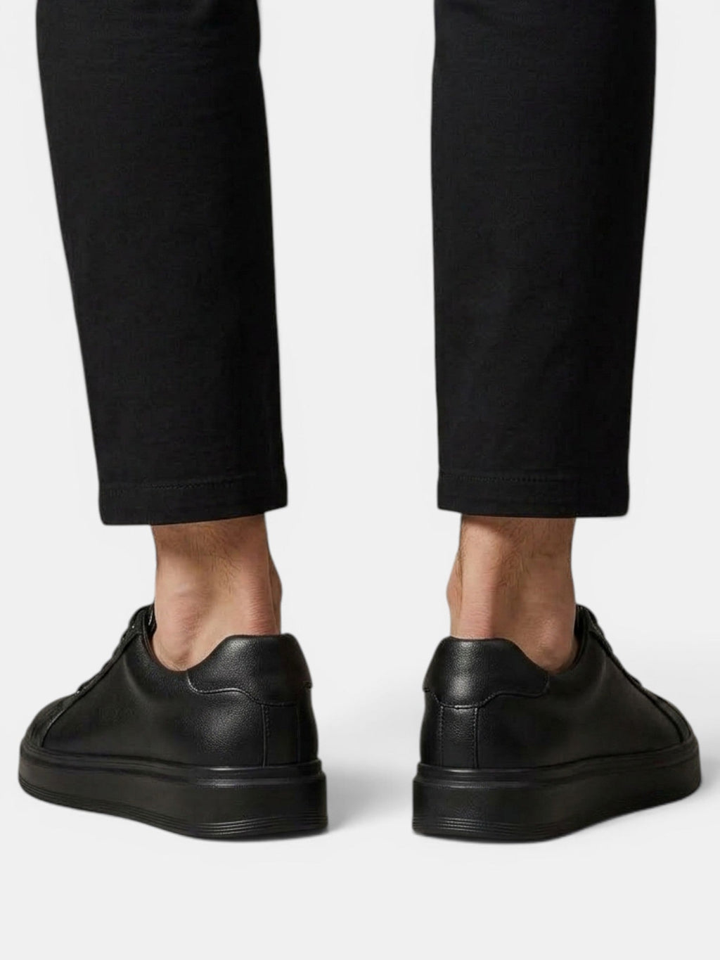 Zapatillas Hombre Negras Piel Vegana