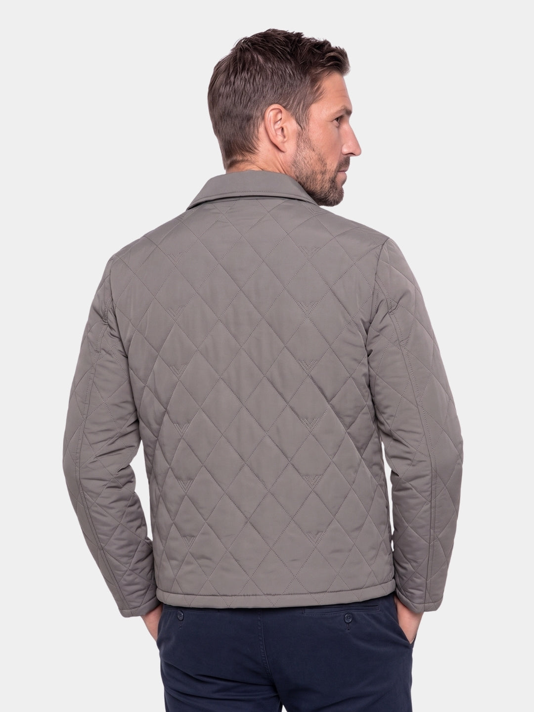 Chaqueta Lujosa y Sofisticada en Capas - Cross & Crown