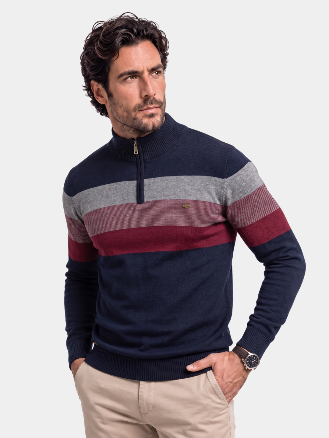 Suéter Minimalista de Cuello Alto - Cruz & Corona