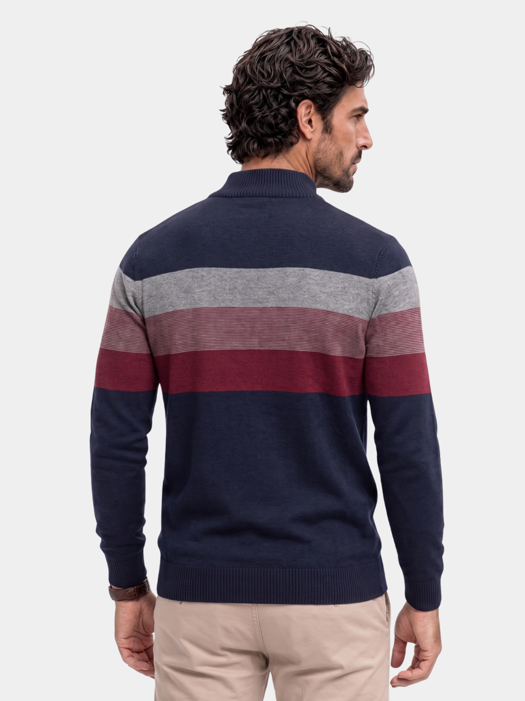 Suéter Minimalista de Cuello Alto - Cruz & Corona
