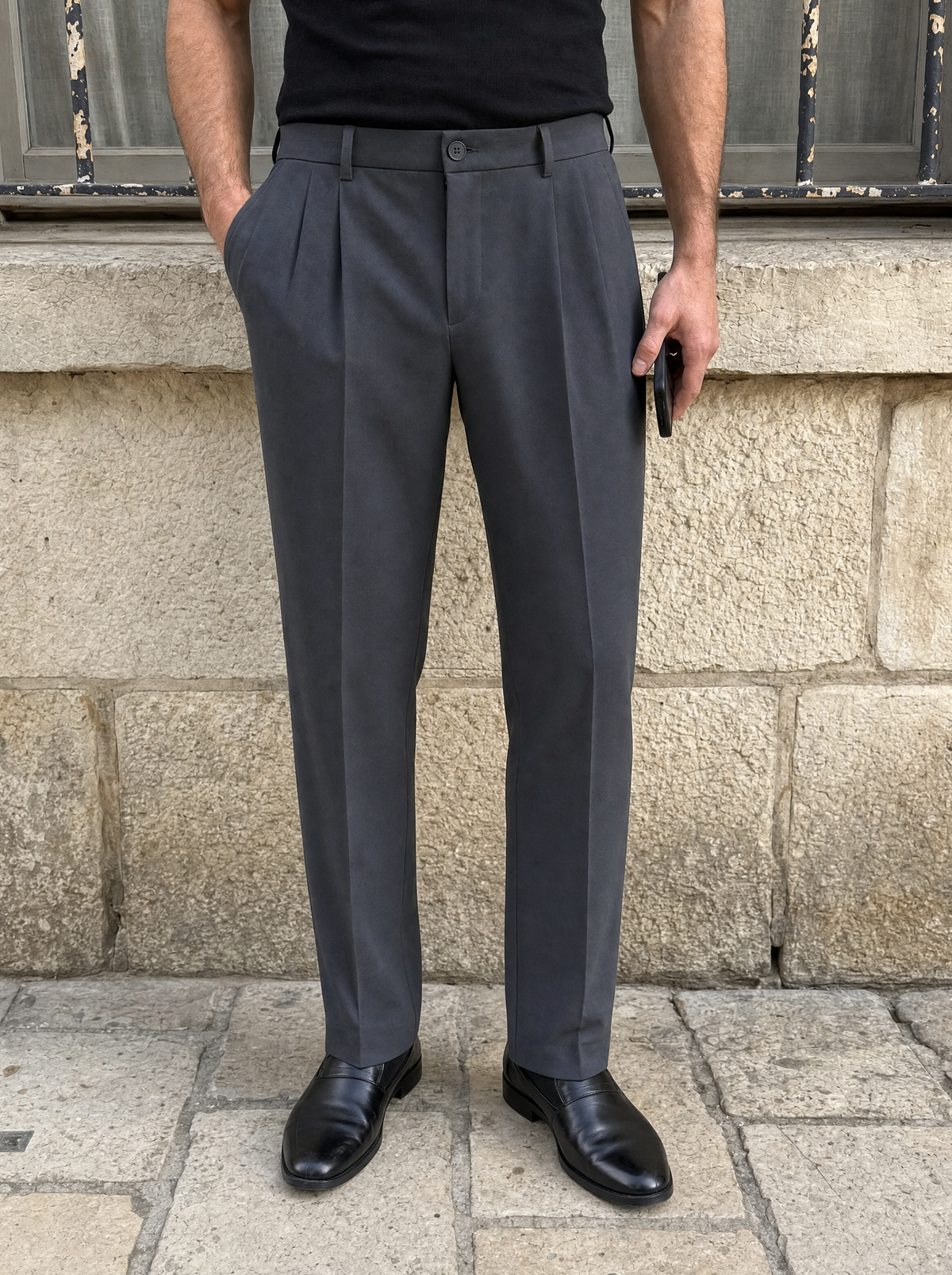 Pantalones Minimalistas de Viejo Dinero - Cross & Crown