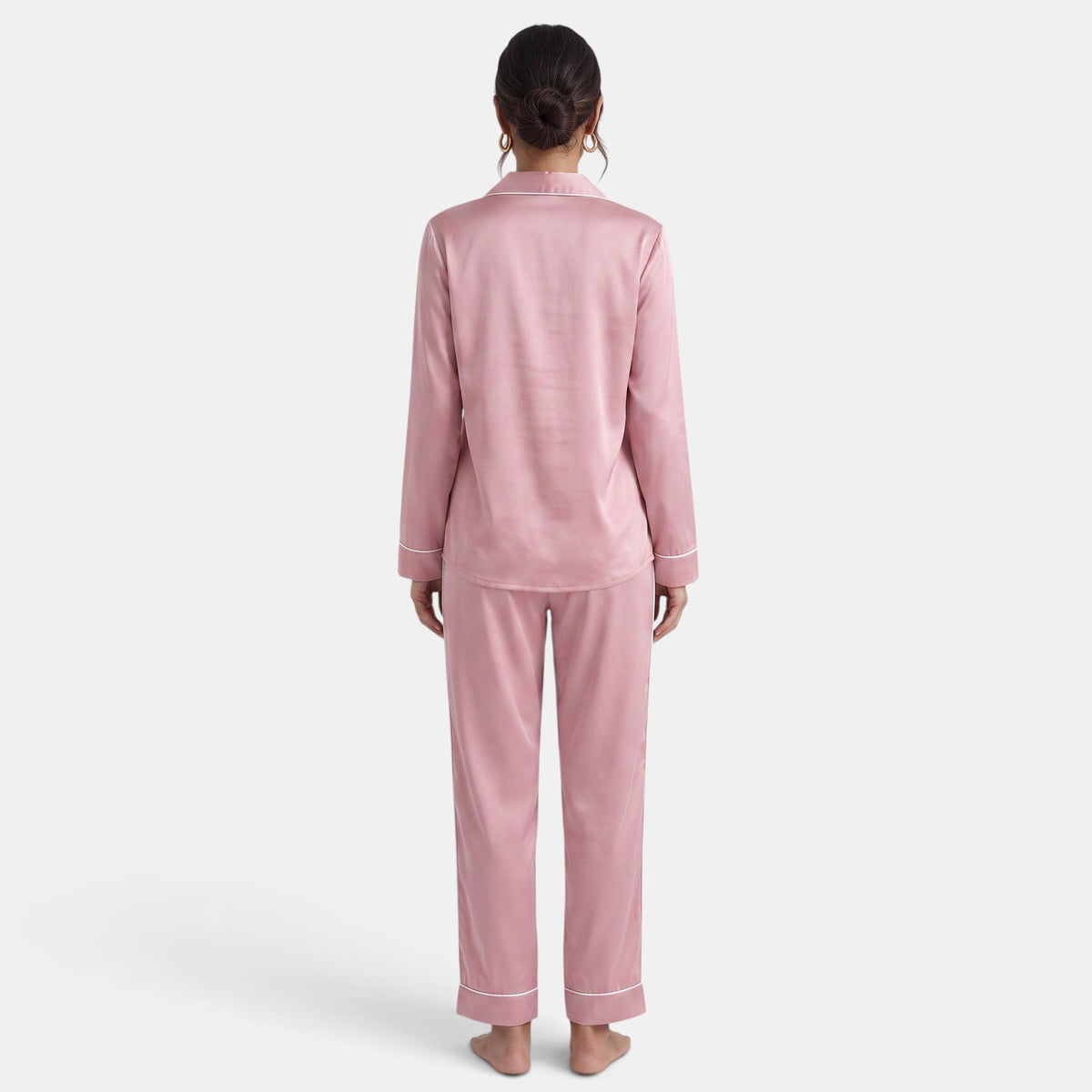 Pijama de Seda para Mujer – Suave, Cómodo y Elegante