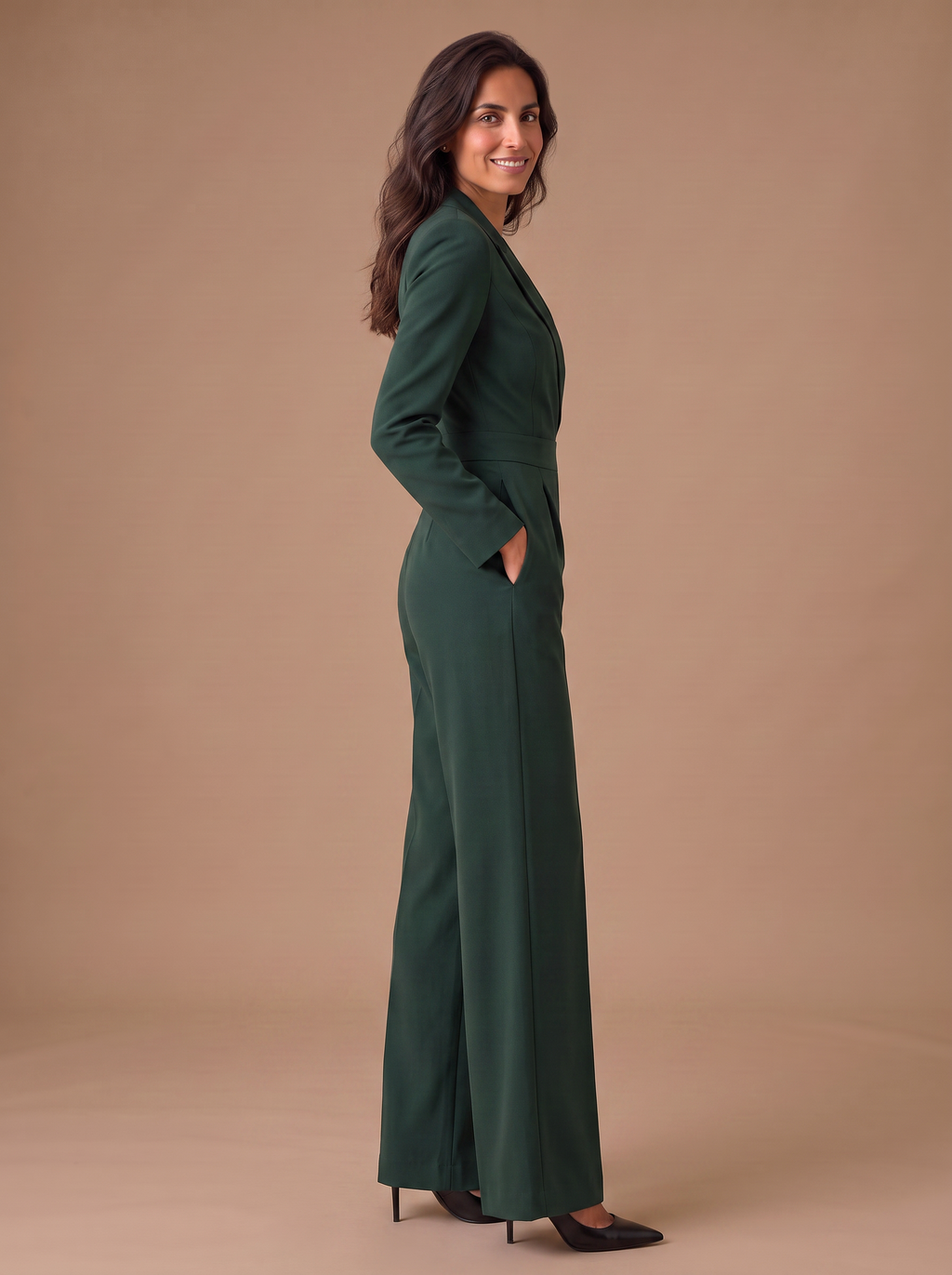 Mono Elegante de Mujer con Escote en V, Manga Larga y Pernera Ancha