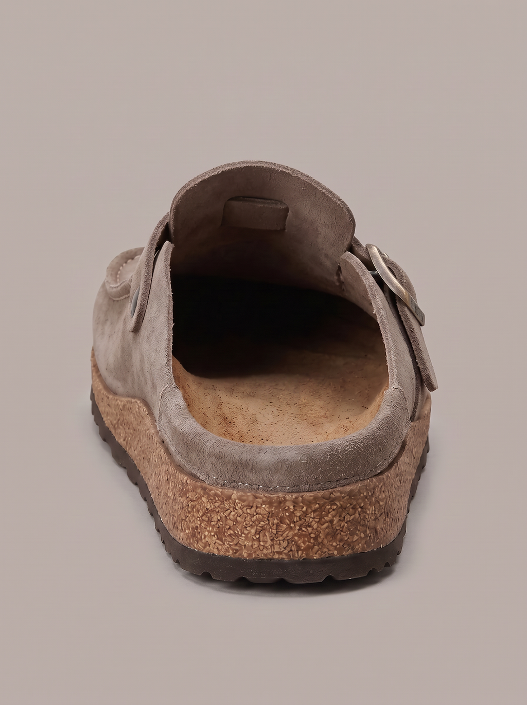 Zuecos Unisex Premium Efecto Ante – Plantilla de Corcho y Hebilla Ajustable
